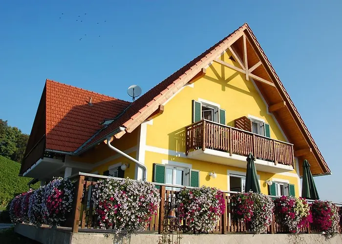 Weingut-Gaestehaus Birnstingl